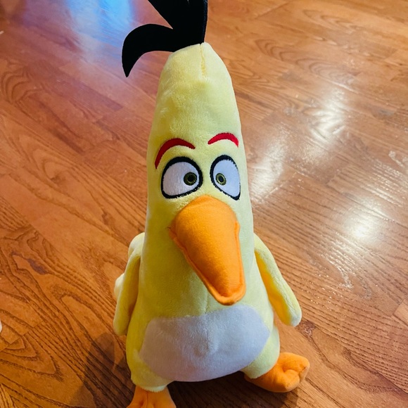 Angry bird yellow bird plush 2019 toy factory 15” - Picture 2 of 6